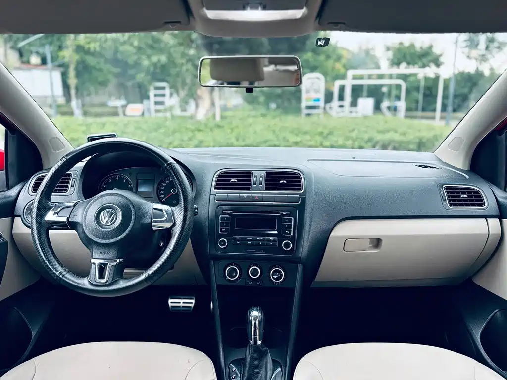 Volkswagen Polo — миниатюра 8