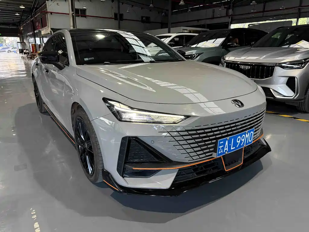 Changan UNI-V — миниатюра 2