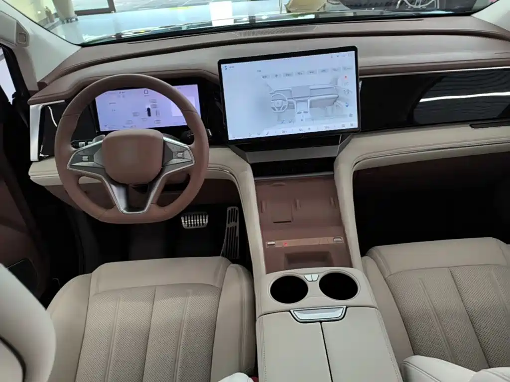 BYD Xia — миниатюра 10