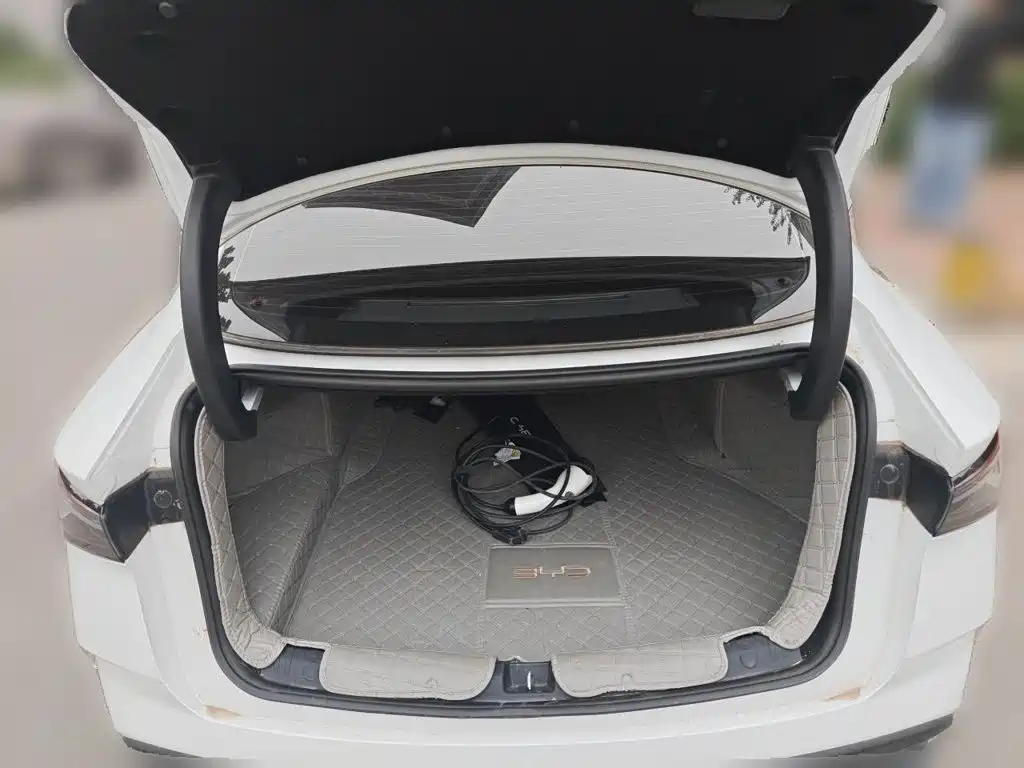 BYD Seal 06 — миниатюра 15