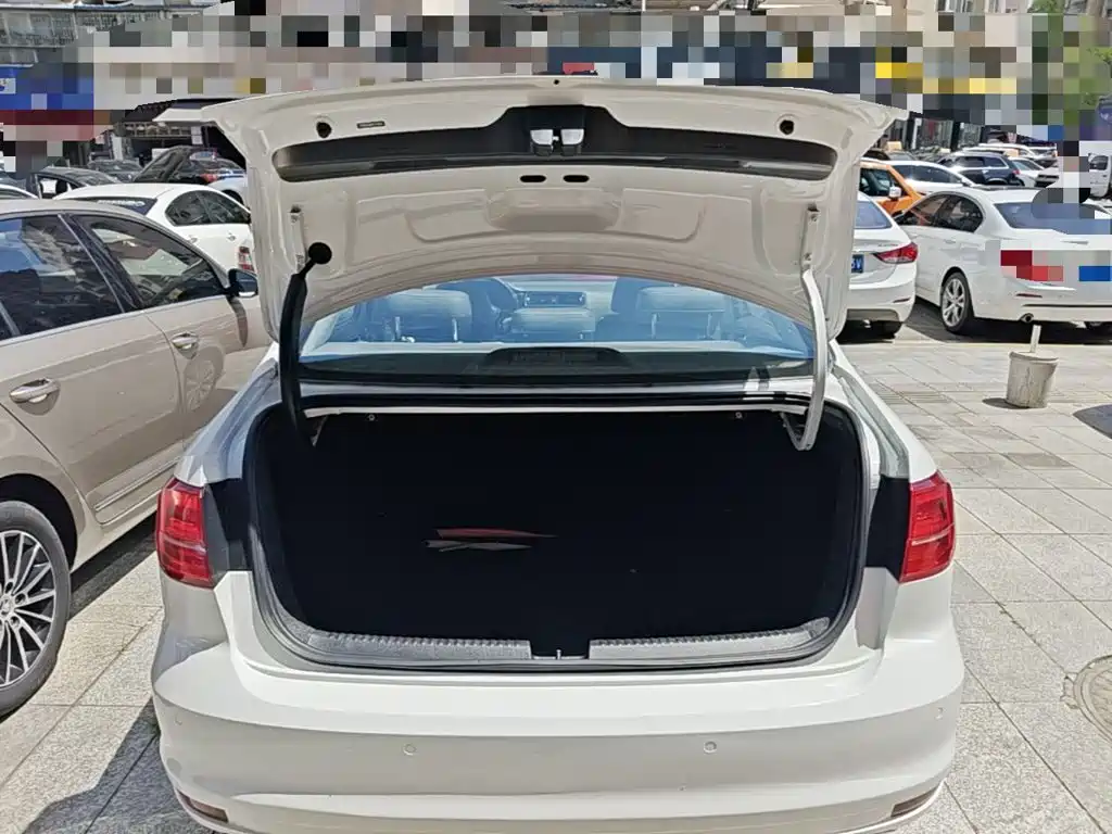 Volkswagen Sagitar — миниатюра 19