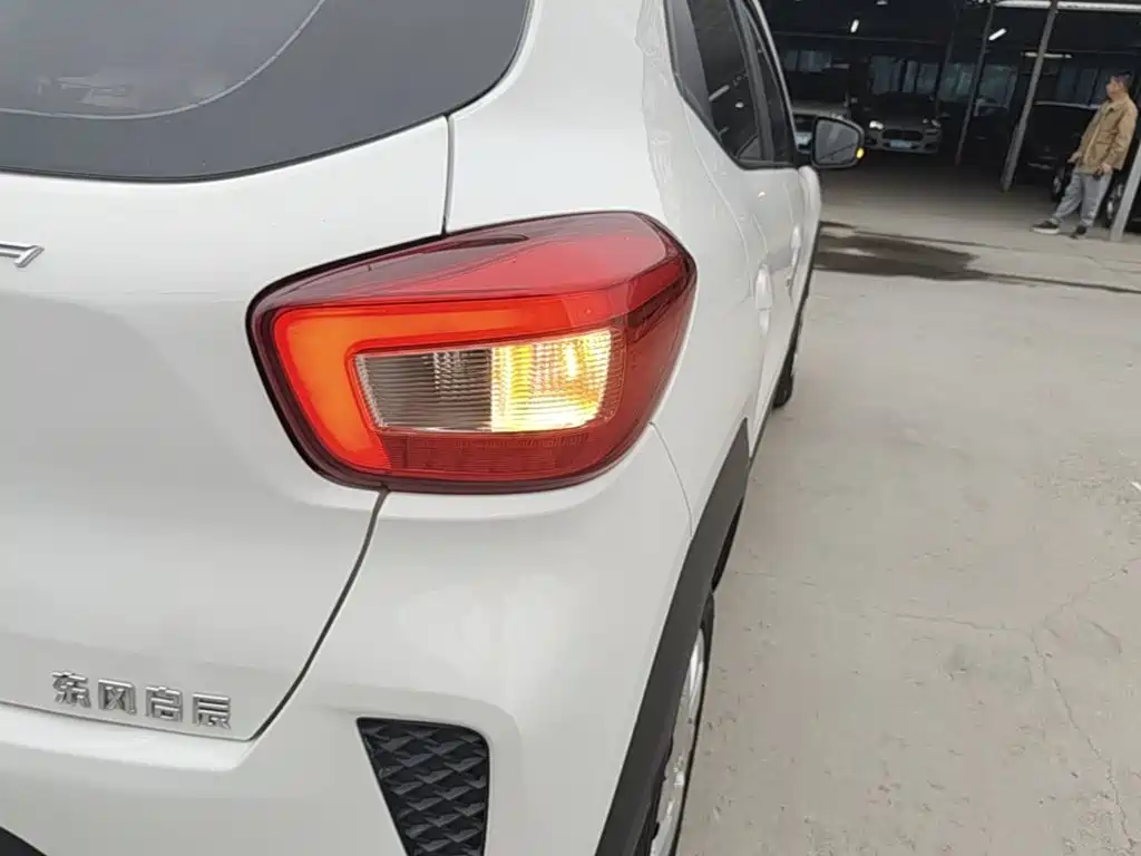 Venucia e30 — миниатюра 8