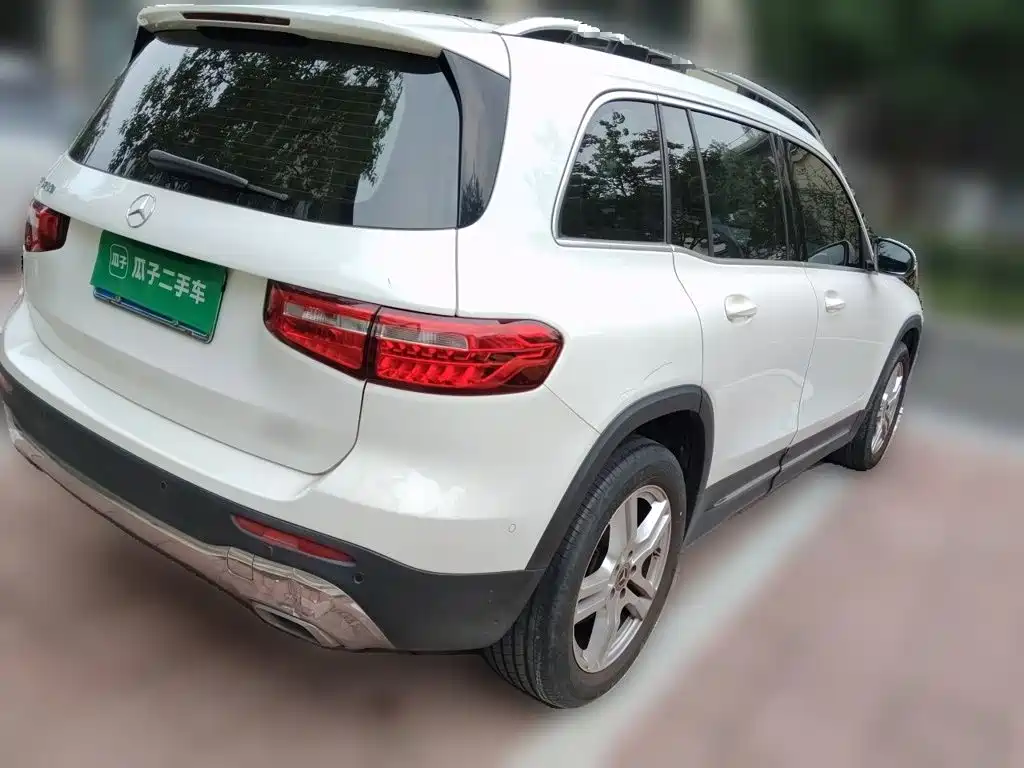 Mercedes-Benz GLB — миниатюра 6