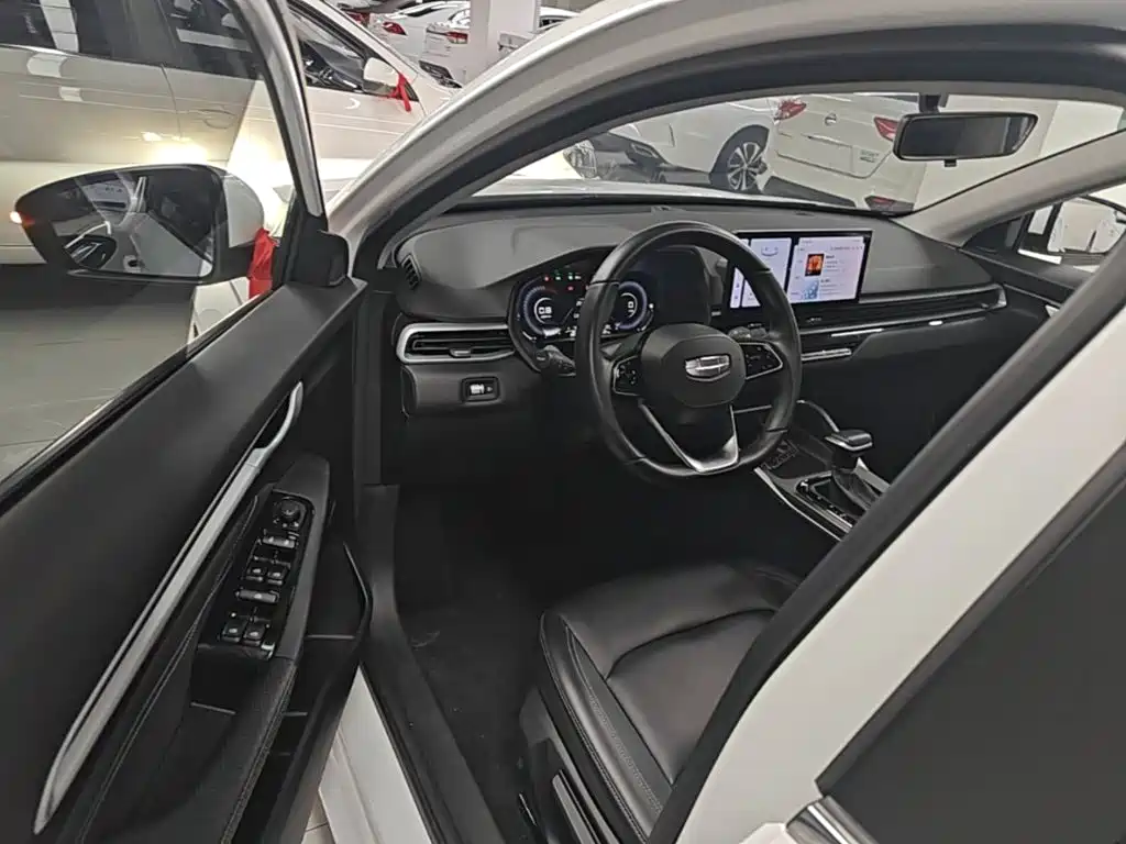 Geely Emgrand — миниатюра 16