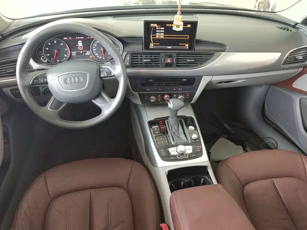 Audi A6L — миниатюра 10