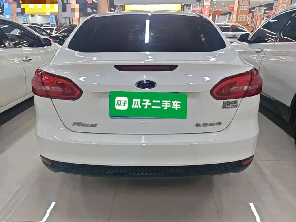 Ford Focus — миниатюра 6