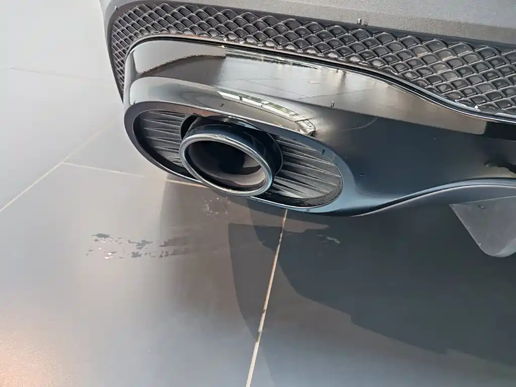 Mercedes-Benz GLB AMG — миниатюра 13