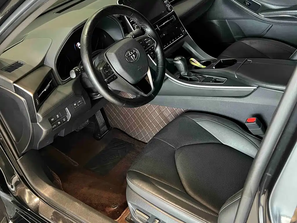 Toyota Avalon — миниатюра 8
