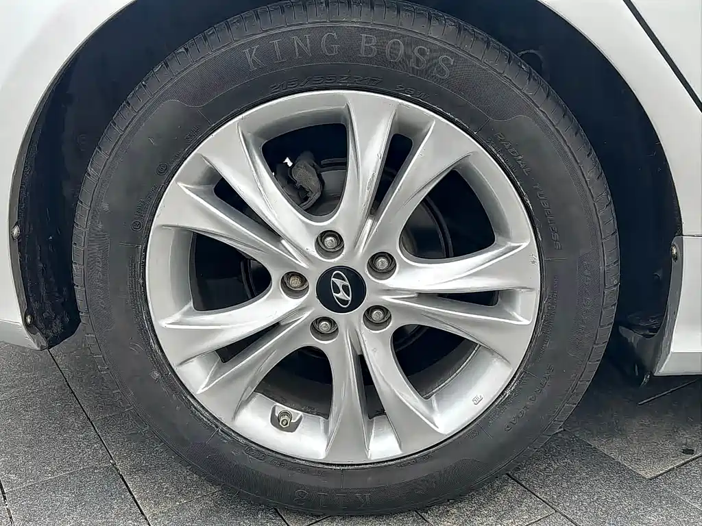 Hyundai Sonata — миниатюра 15