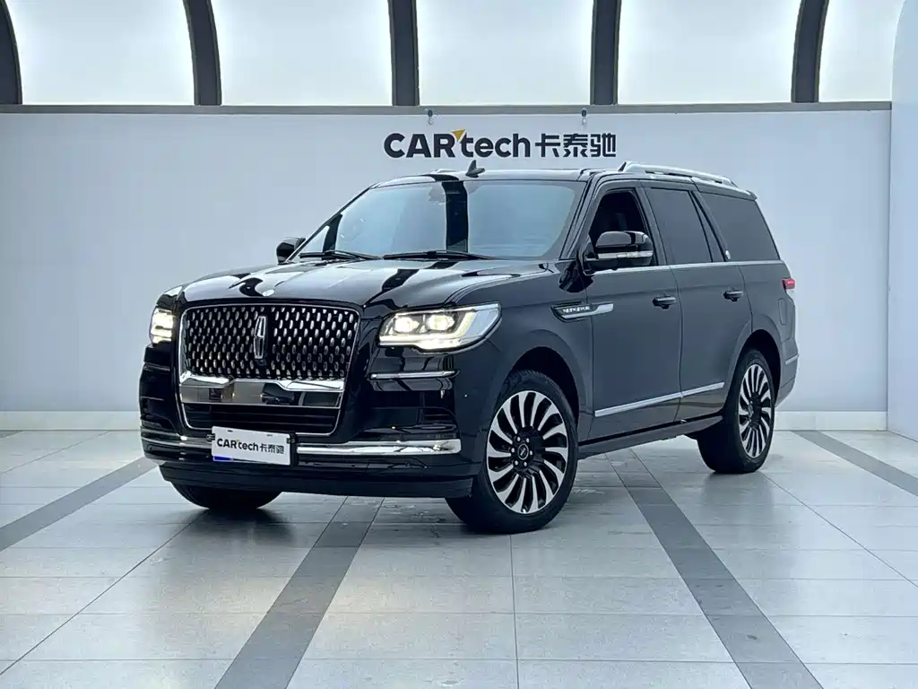Lincoln Navigator