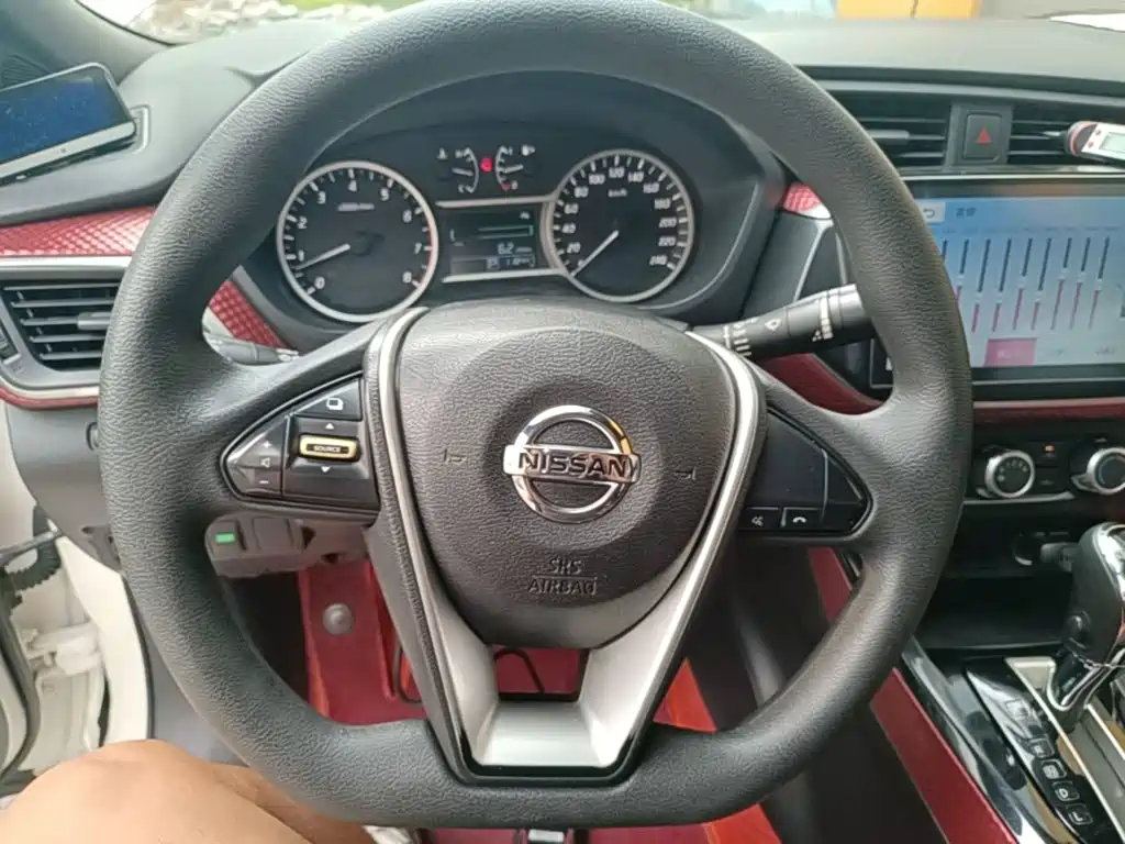 Nissan Bluebird — миниатюра 11