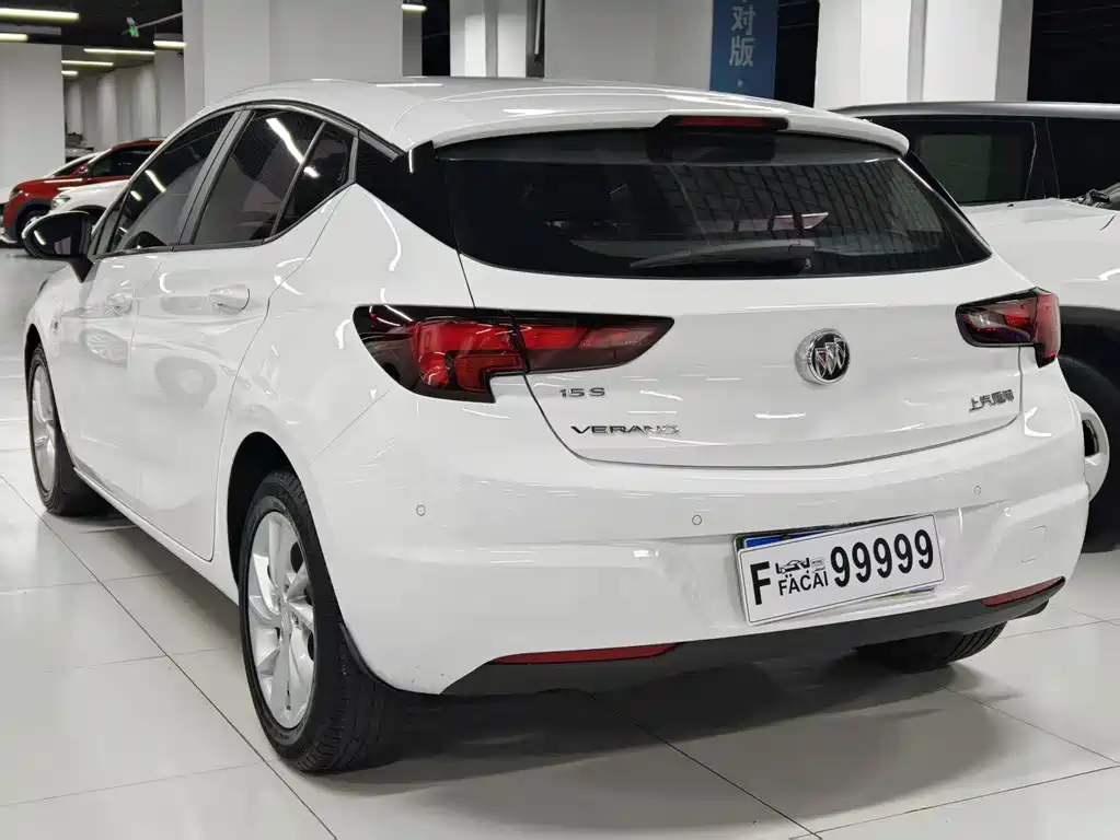 Buick Verano — миниатюра 3