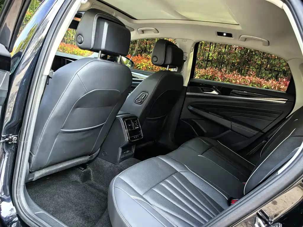 Volkswagen Passat — миниатюра 5