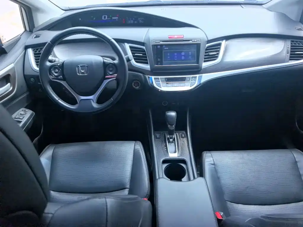 Honda Jade — миниатюра 10