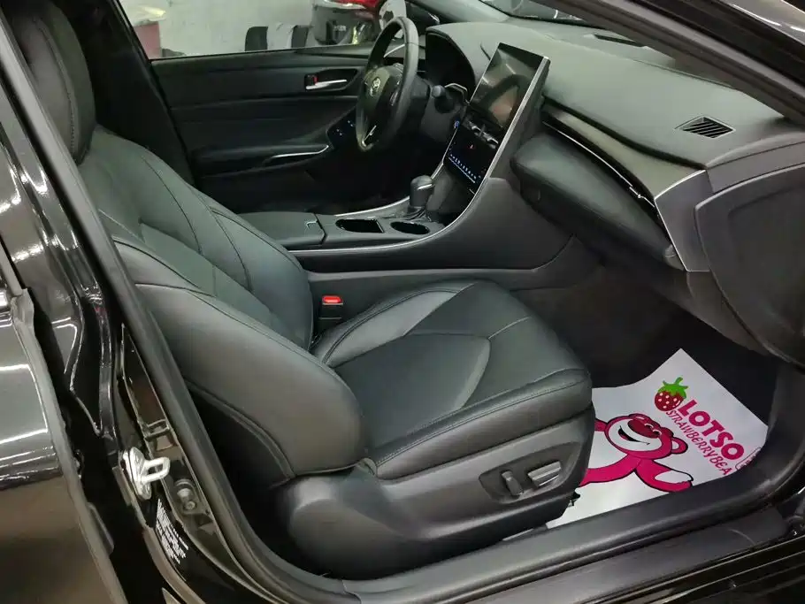 Toyota Avalon — миниатюра 8