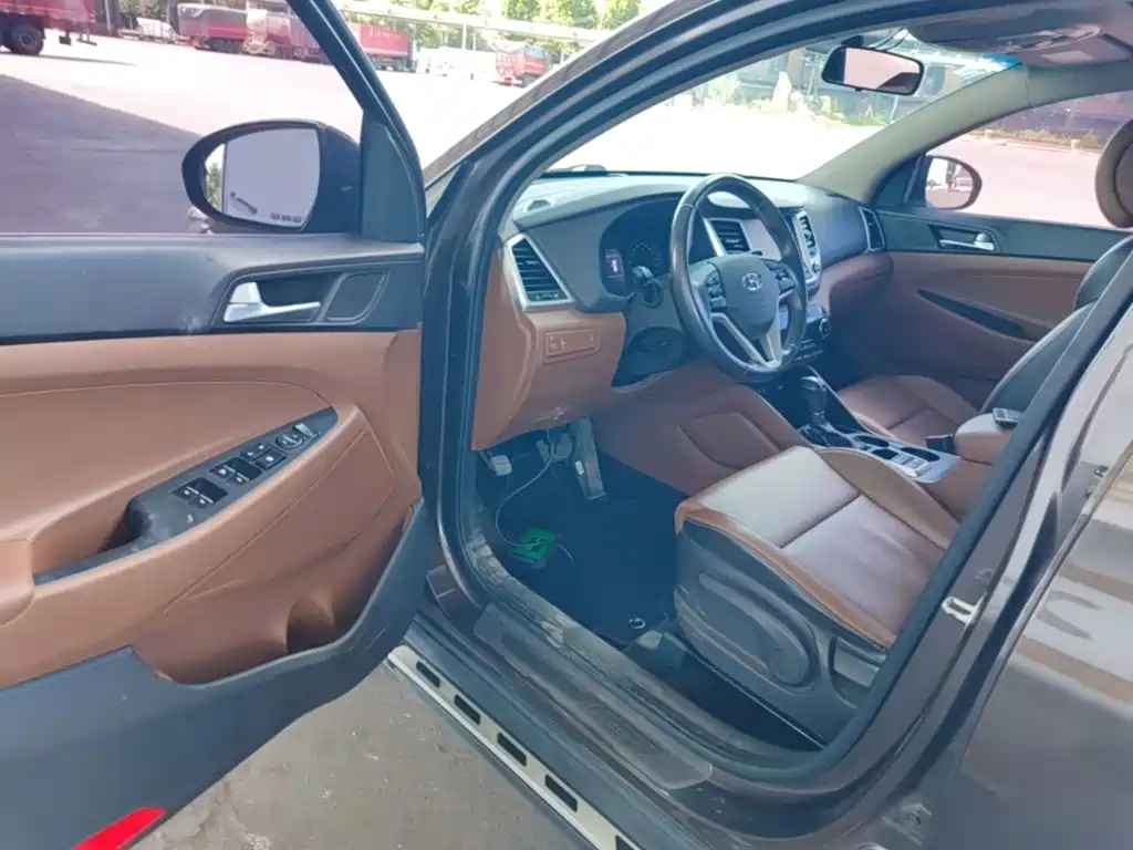 Hyundai Tucson — миниатюра 16