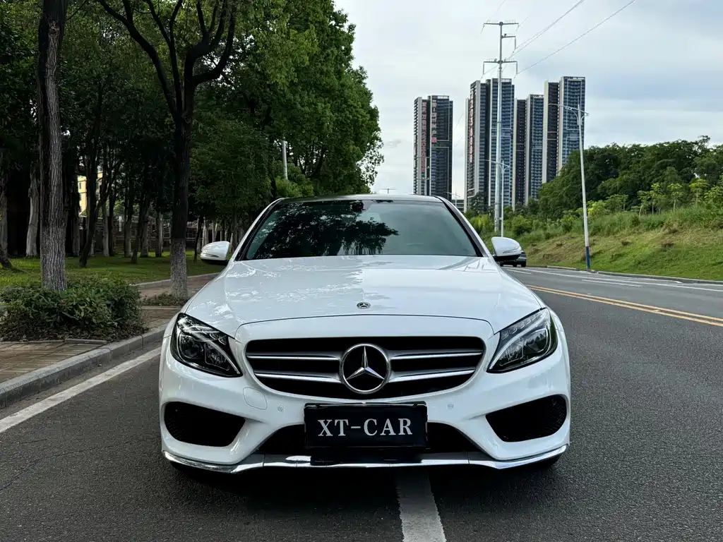 Mercedes-Benz C-Class — миниатюра 3