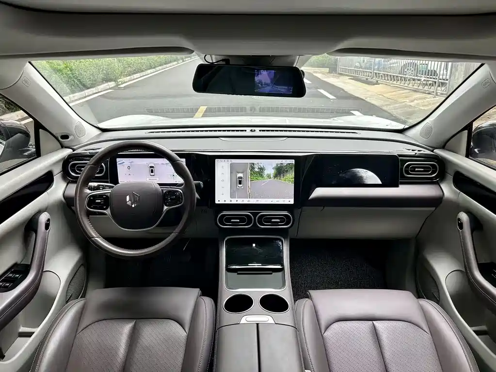 Leapmotor Leapmotor C11 — миниатюра 5