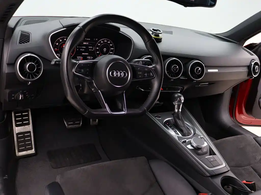 Audi TT — миниатюра 7