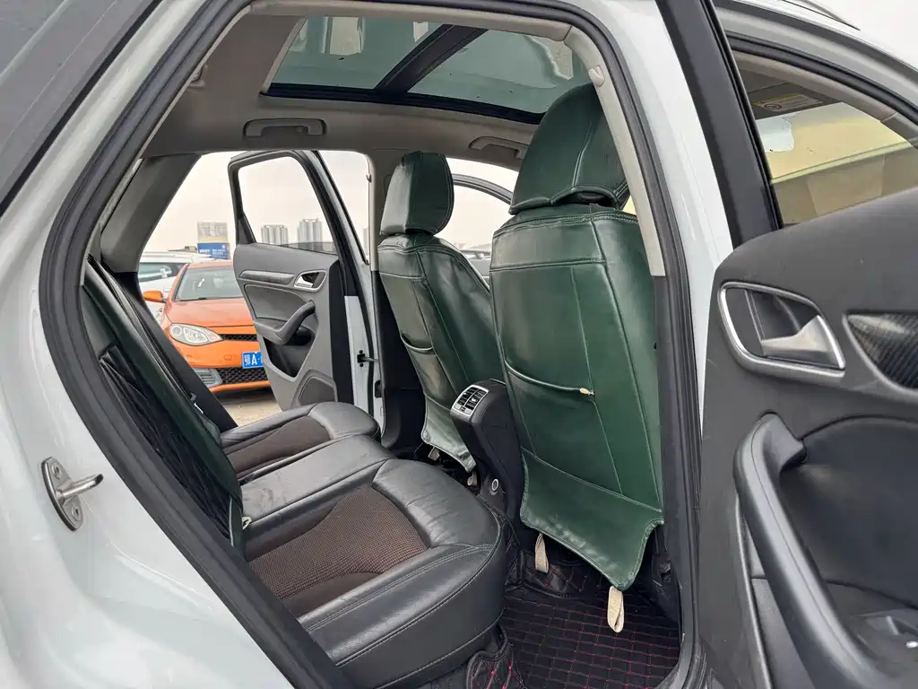 Audi Q3 — миниатюра 8