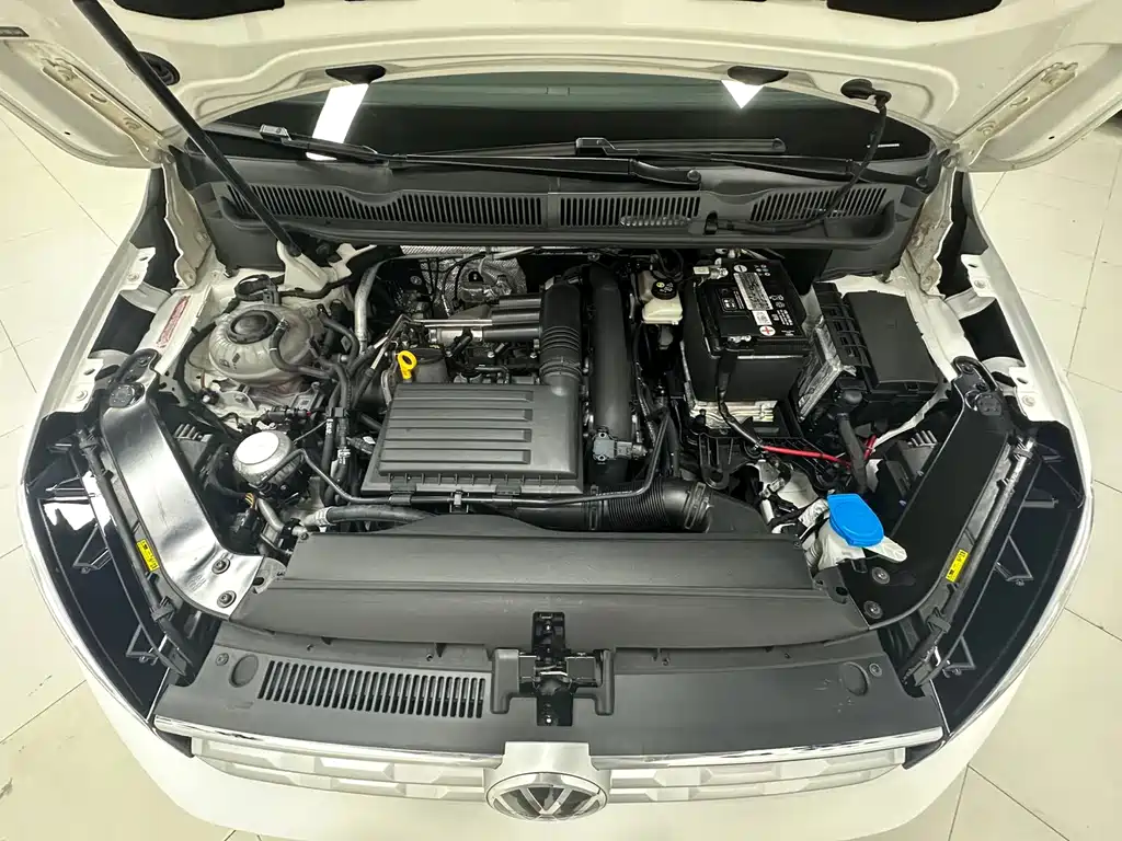 Volkswagen Touran — миниатюра 9