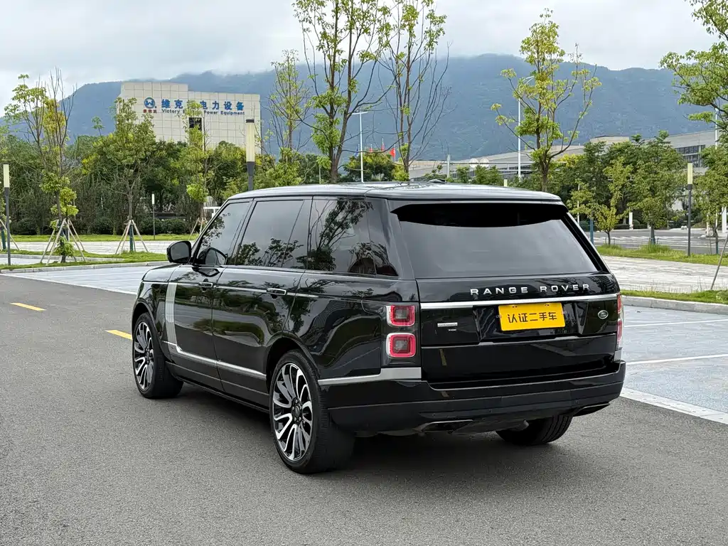 Land Rover Range Rover — миниатюра 5