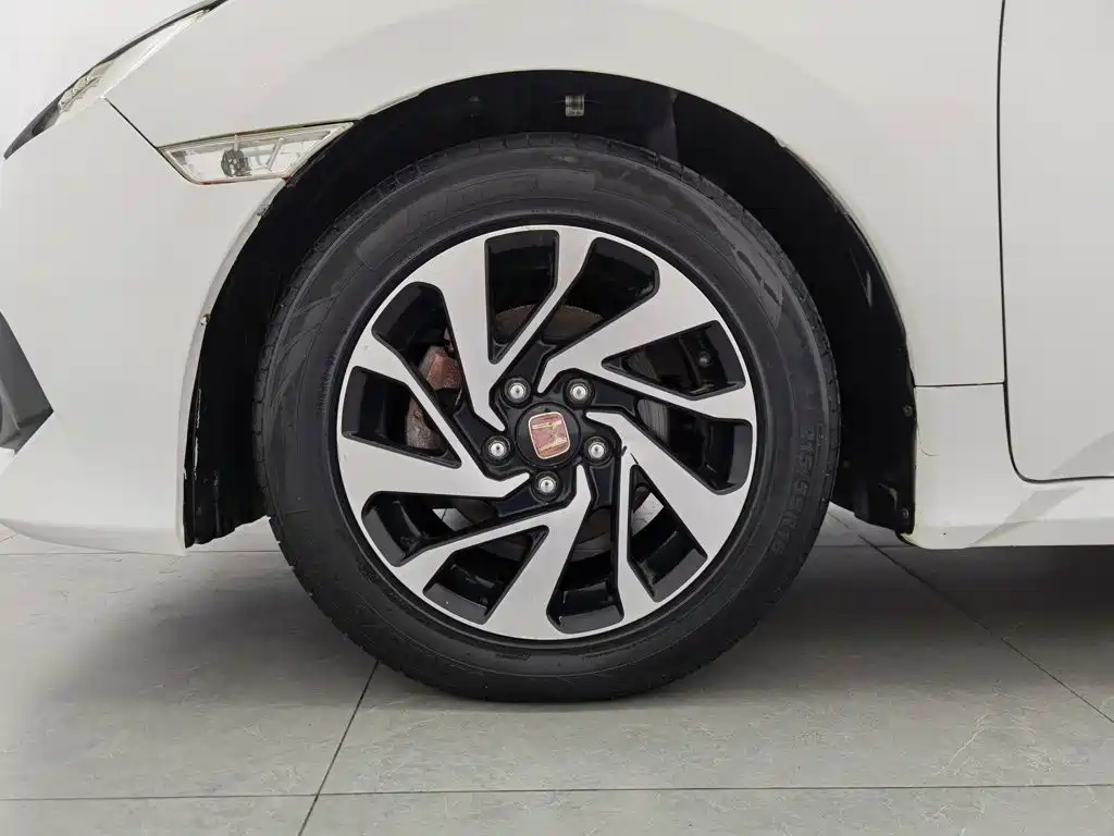 Honda Civic — миниатюра 17