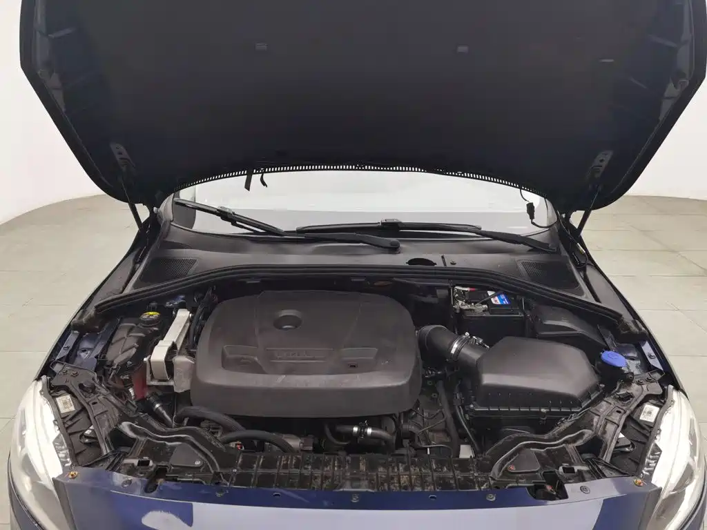 Volvo V60 — миниатюра 6