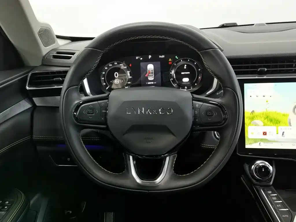 Lynk & Co 01 — миниатюра 11