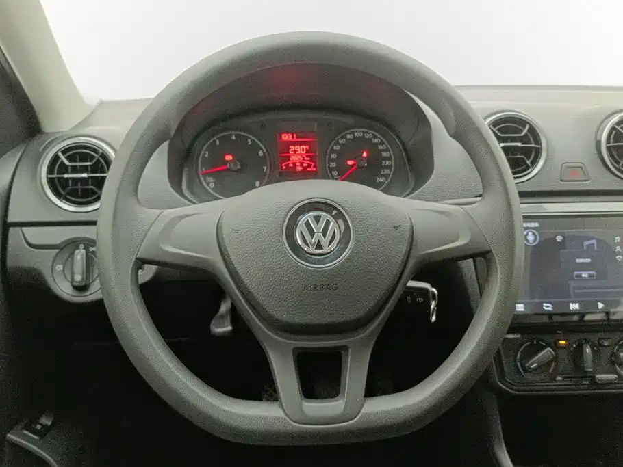 Volkswagen Jetta — миниатюра 15