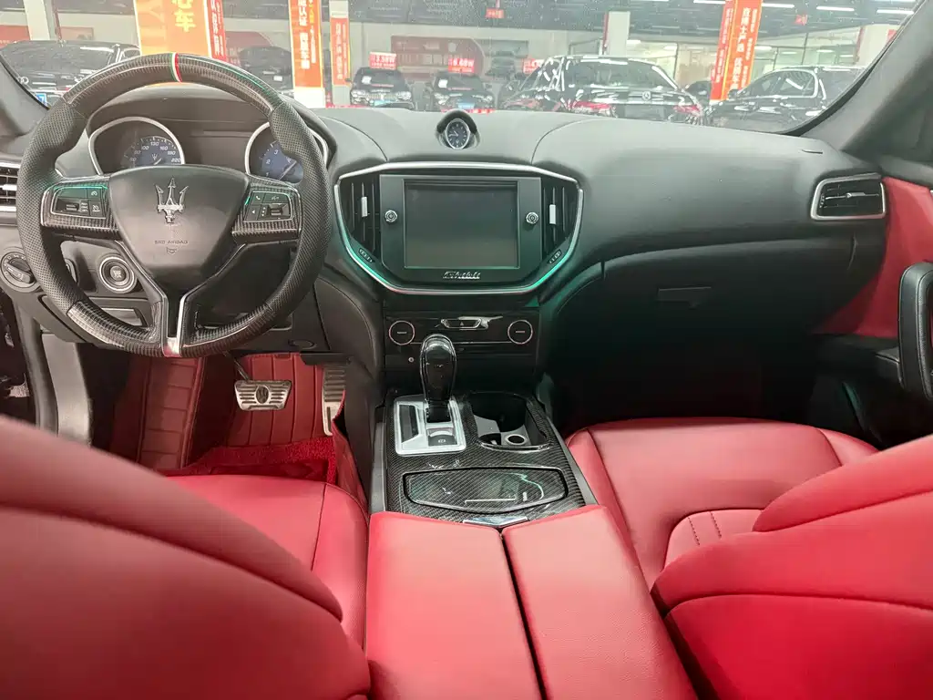Maserati Ghibli — миниатюра 6