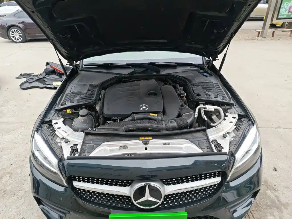 Mercedes-Benz C-Class — миниатюра 16