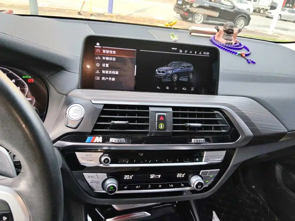 BMW X3 — миниатюра 9