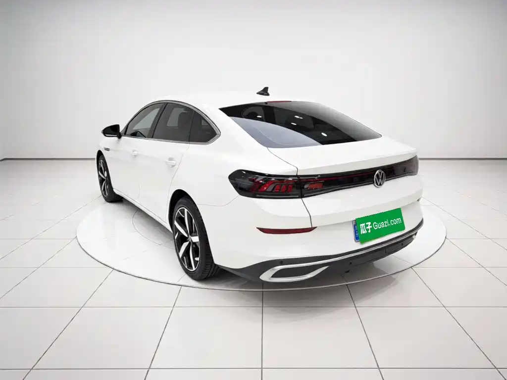 Volkswagen Lamando — миниатюра 4