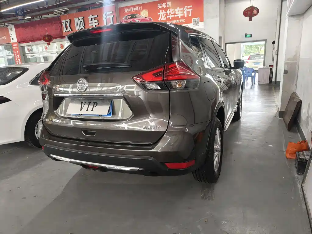Nissan X-Trail — миниатюра 4