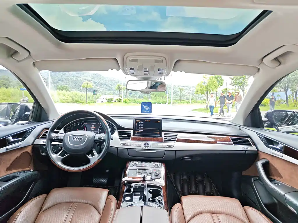 Audi A8 — миниатюра 15