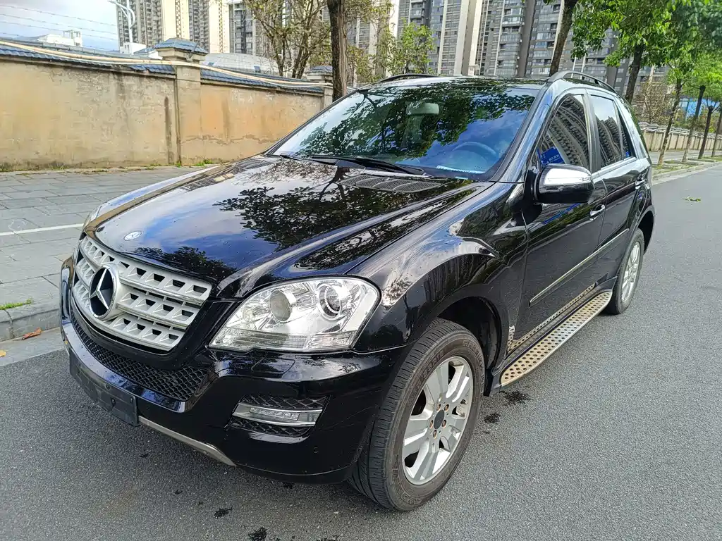 Mercedes-Benz M-Class 2009