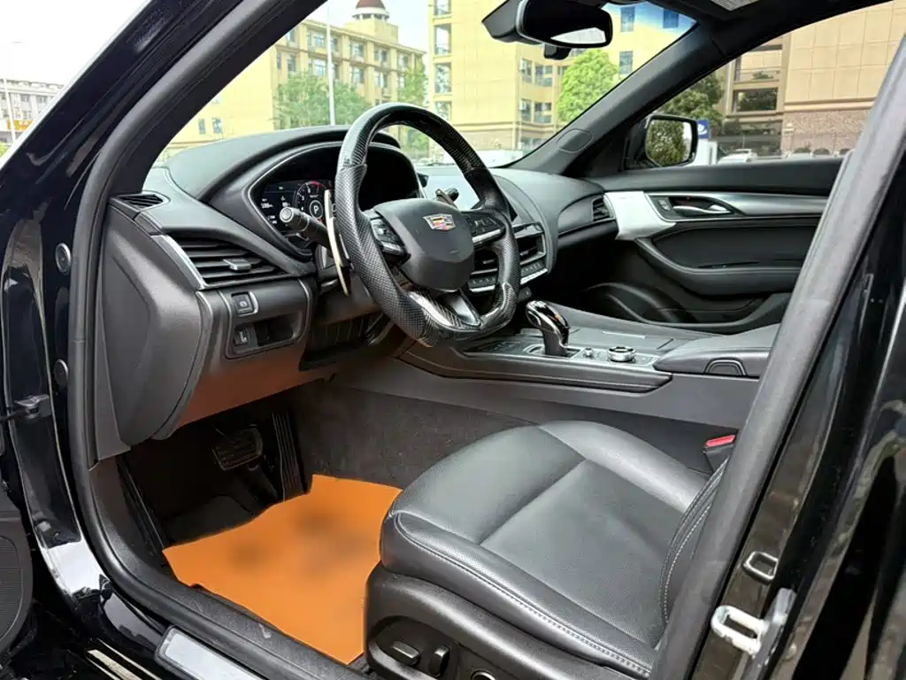Cadillac CT5 — миниатюра 18