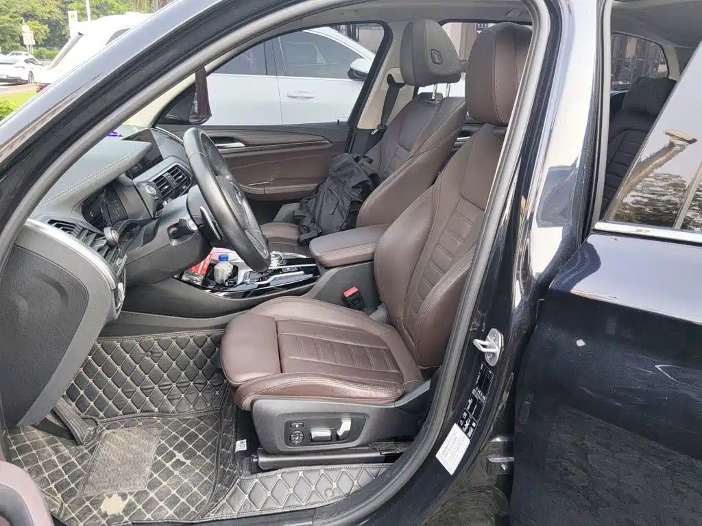 BMW X3 — миниатюра 11