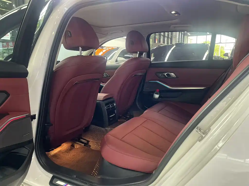 BMW 3 Series — миниатюра 6