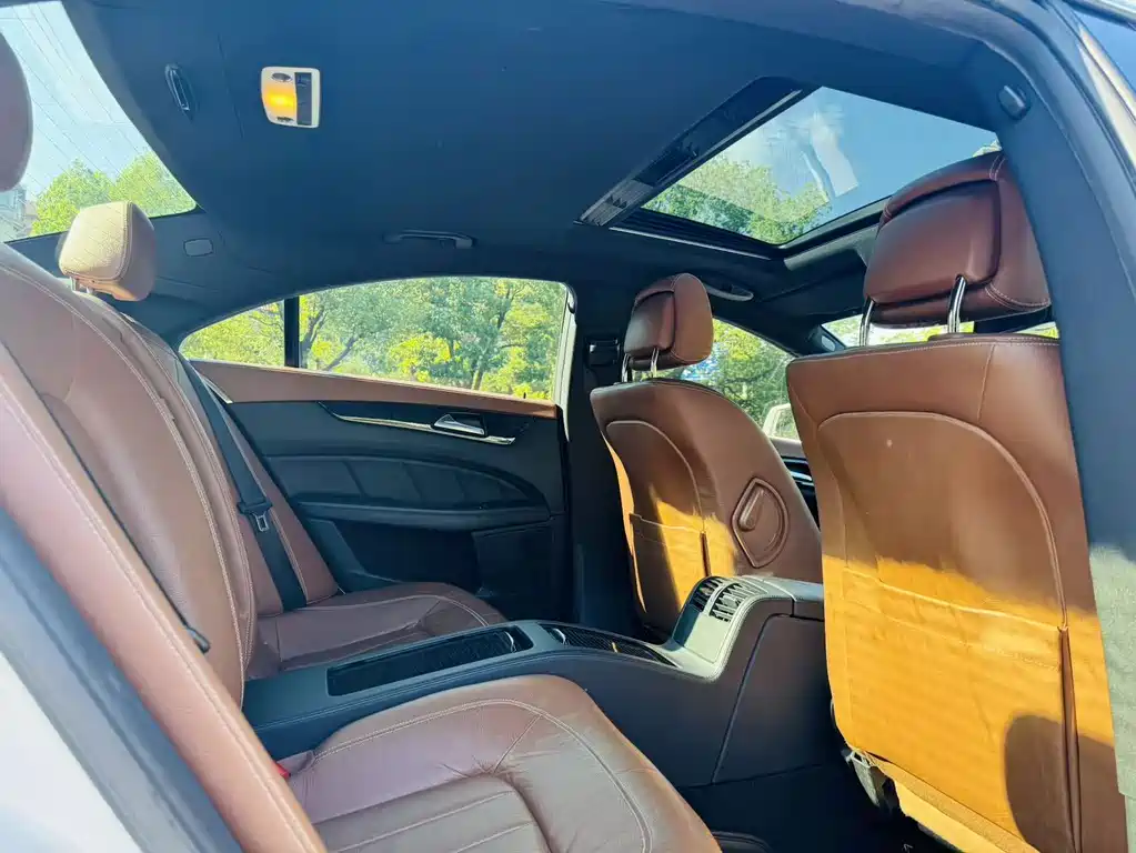 Mercedes-Benz CLS — миниатюра 13