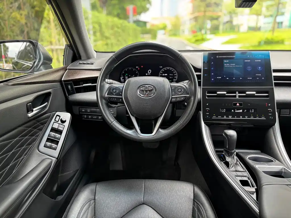 Toyota Avalon — миниатюра 6