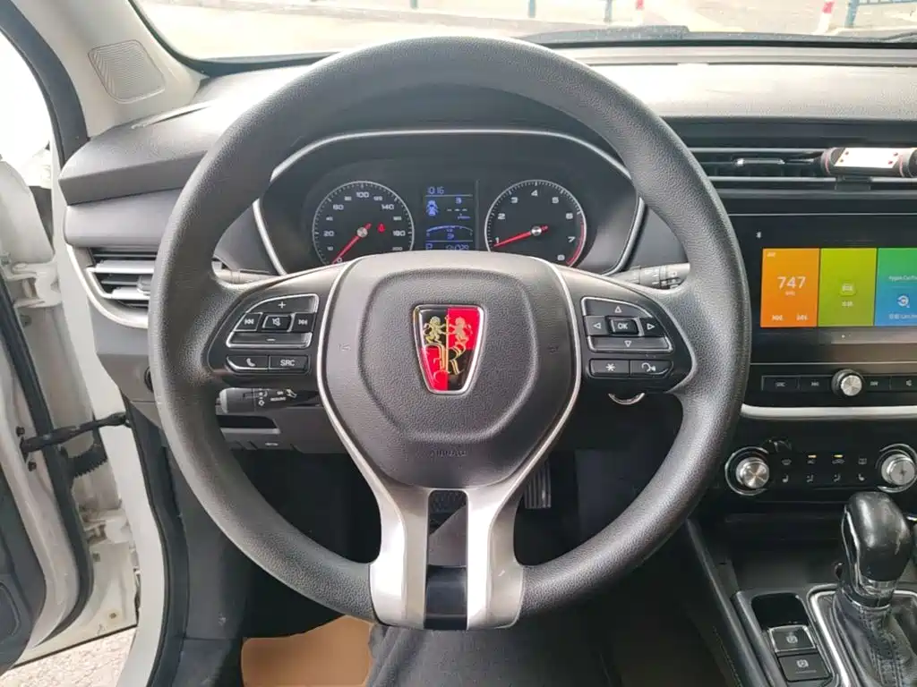 Roewe RX3 — миниатюра 11