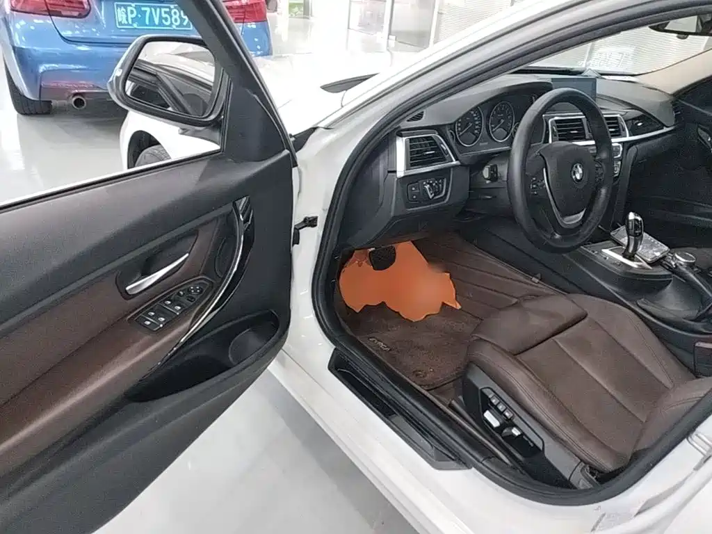 BMW 3 Series — миниатюра 16