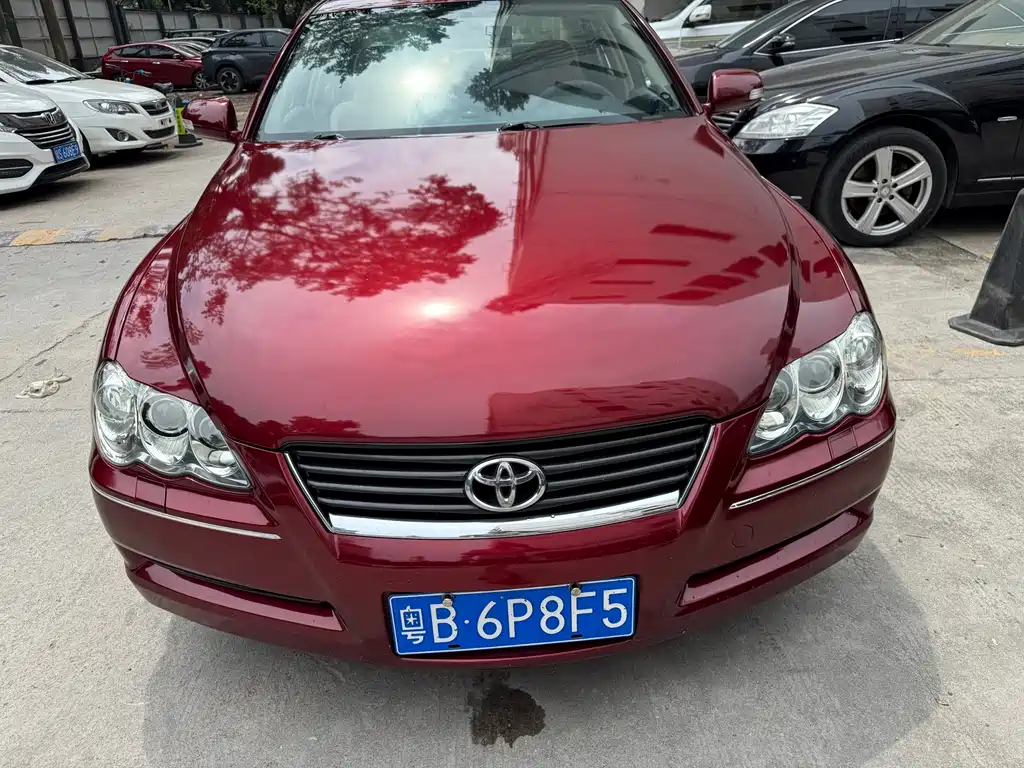 Toyota Reiz