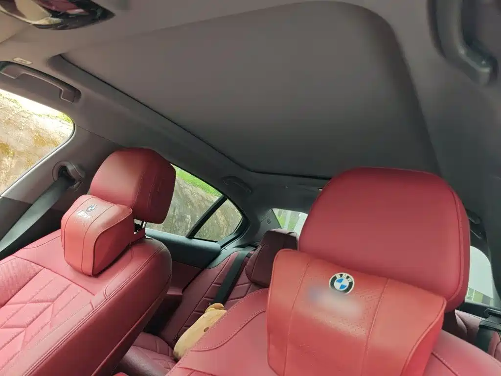 BMW 5 Series — миниатюра 9