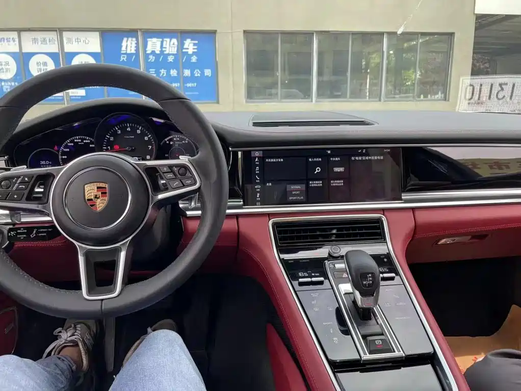 Porsche Panamera — миниатюра 11