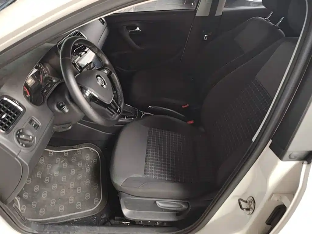 Volkswagen Polo — миниатюра 15