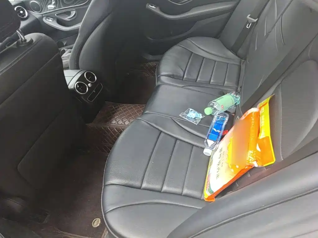 Mercedes-Benz C-Class — миниатюра 17