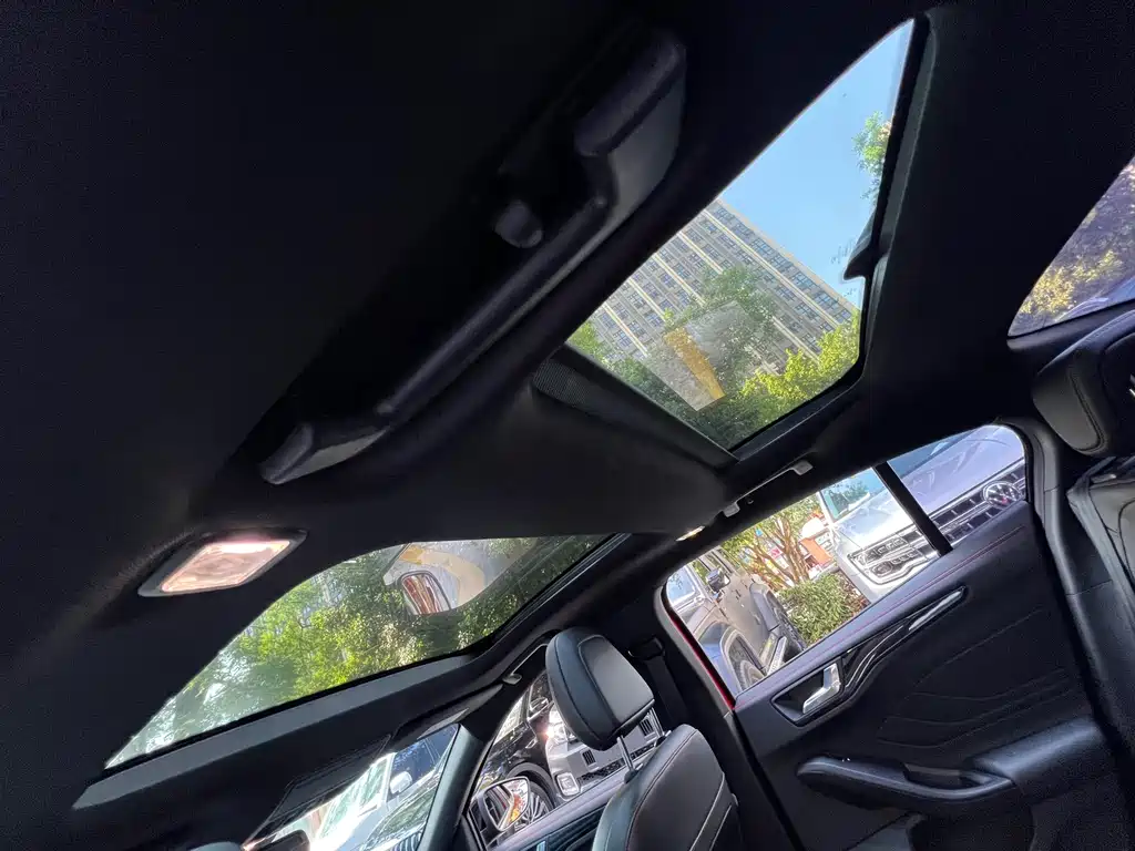 Ford Focus — миниатюра 19